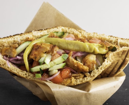 Kebabas pitoje